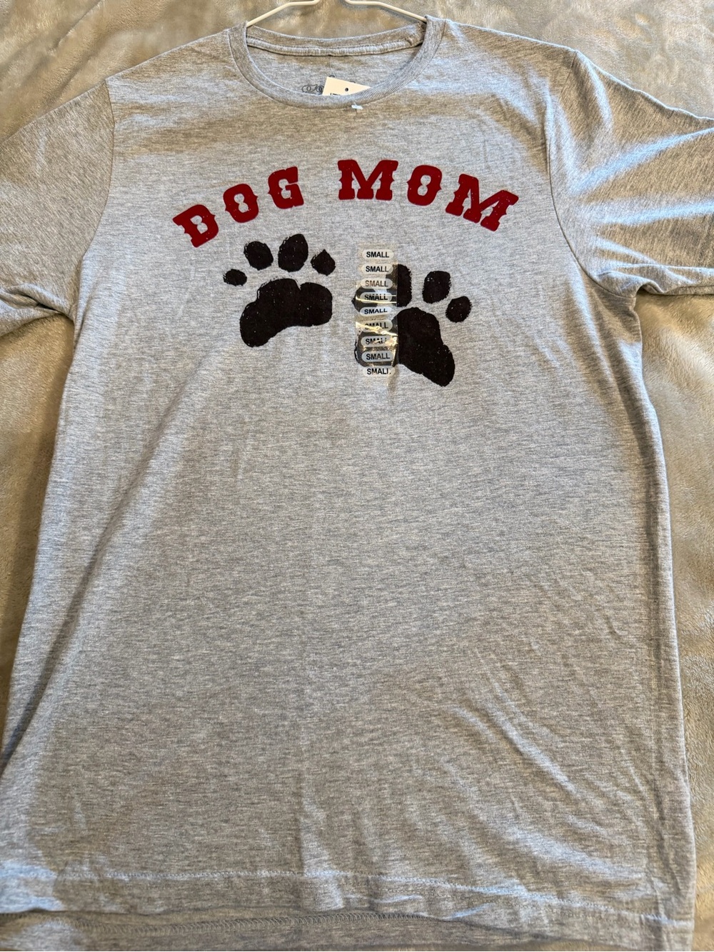 Dog Mom Graphic Tee